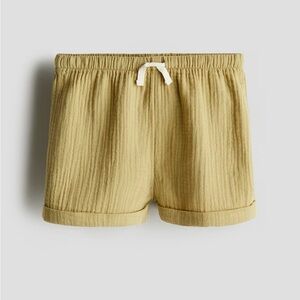 Organic Cotton Muslin Shorts in Mustard Green NWT